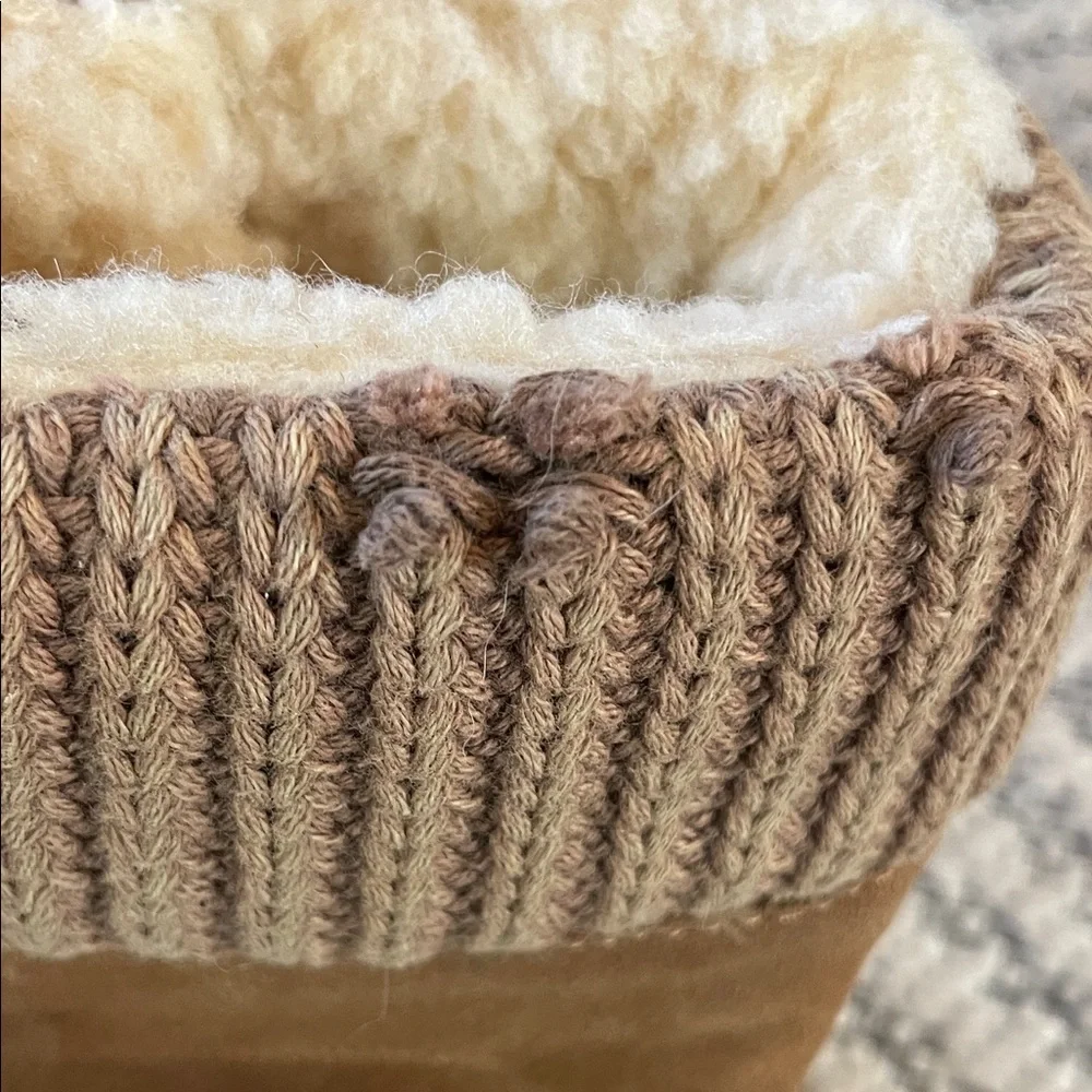 BearPaw cozy warm